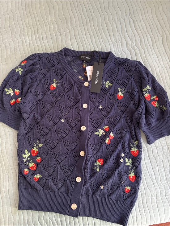 DRIFTWOOD Sweaters - Driftwood All Cotton Knit Cardigan with Embroidered Red Strawberries Medium NWT